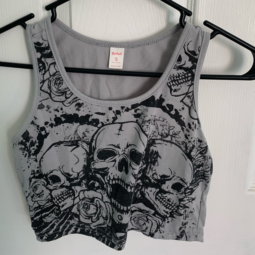 Romwe Small Skulls Croptop